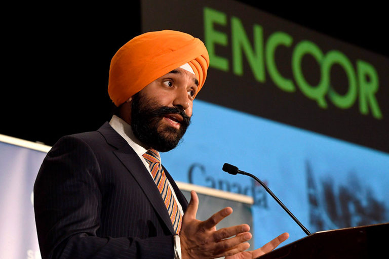 Innovation Minister Navdeep Bains announces $66.7 million in funding from the Strategic Innovation Fund for ENCQOR, a 5G R&D project, in Ottawa in March 2018.